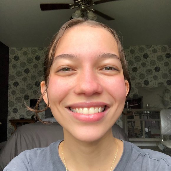 Meet your Posher, Amber - Picture 1 of 1